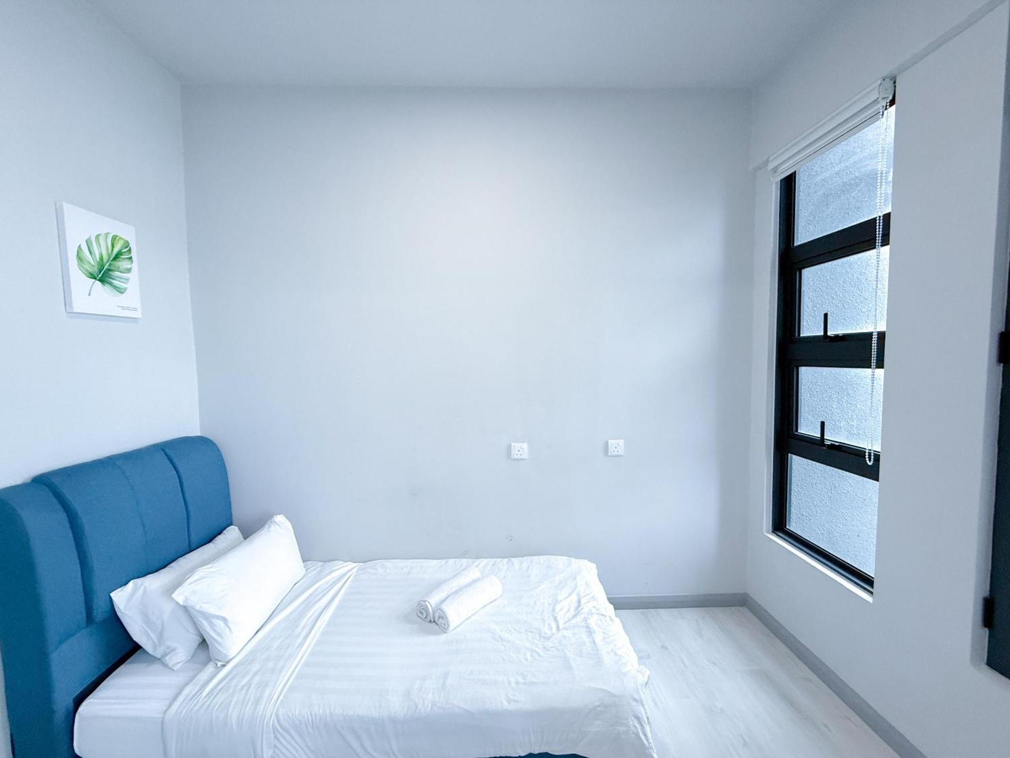 Vv Homestay Jesselton Quay Surla Sabah Mall Kk 亚庇贵赴行馆 كوتا كينابالو المظهر الخارجي الصورة