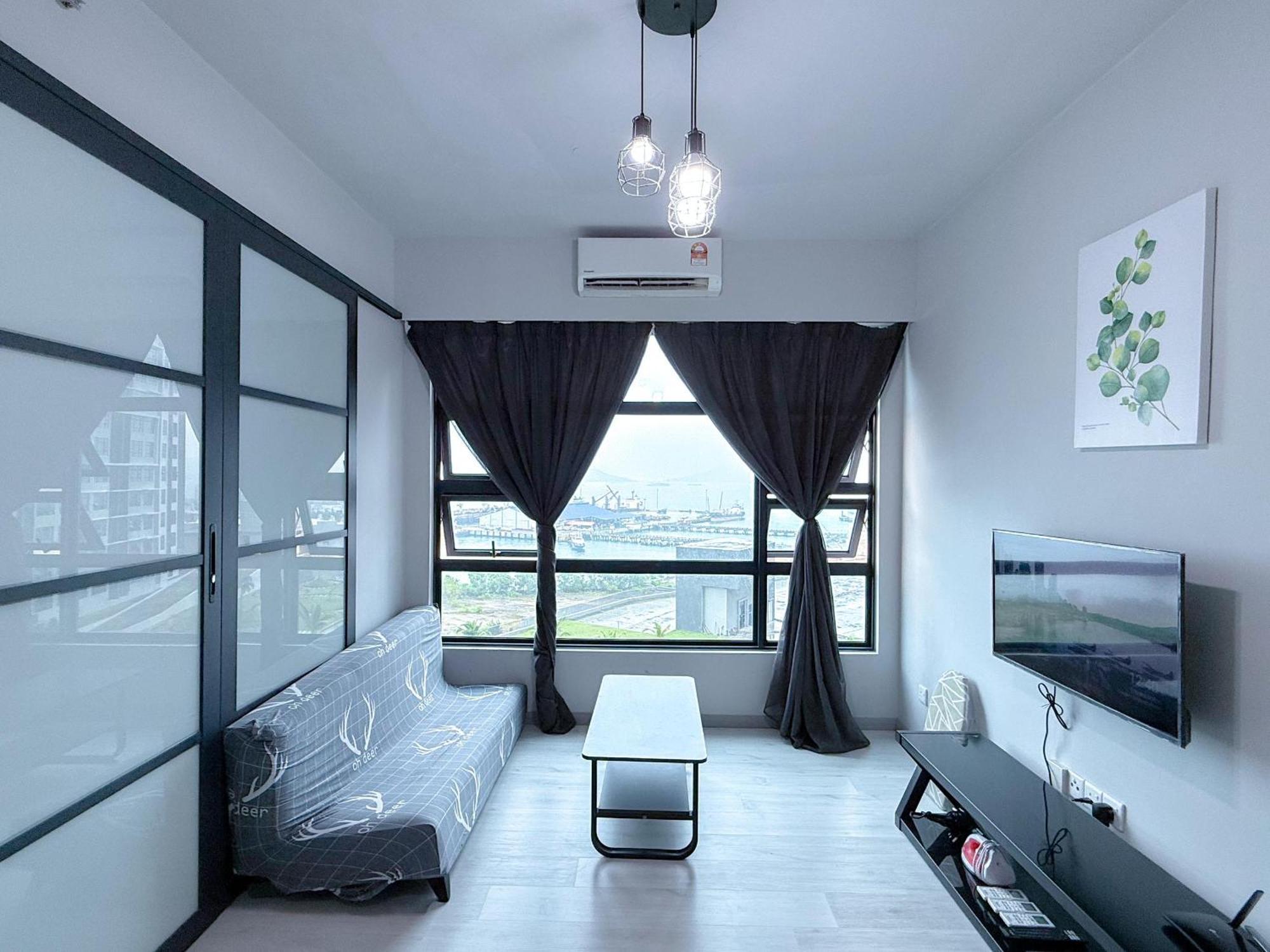 Vv Homestay Jesselton Quay Surla Sabah Mall Kk 亚庇贵赴行馆 كوتا كينابالو المظهر الخارجي الصورة