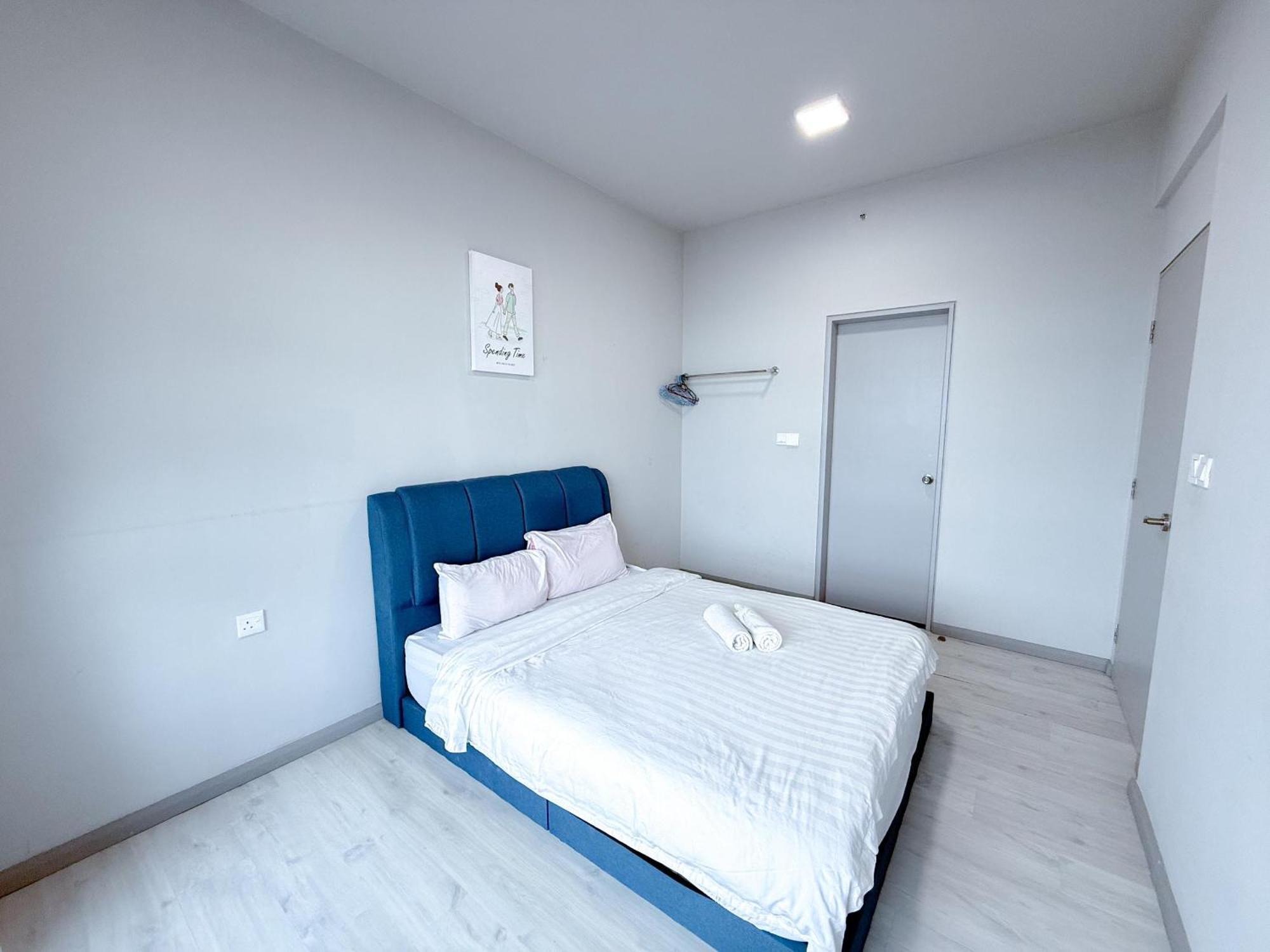 Vv Homestay Jesselton Quay Surla Sabah Mall Kk 亚庇贵赴行馆 كوتا كينابالو المظهر الخارجي الصورة