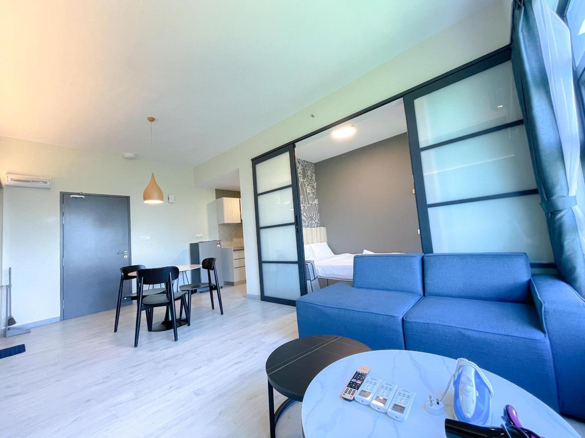 Vv Homestay Jesselton Quay Surla Sabah Mall Kk 亚庇贵赴行馆 كوتا كينابالو المظهر الخارجي الصورة