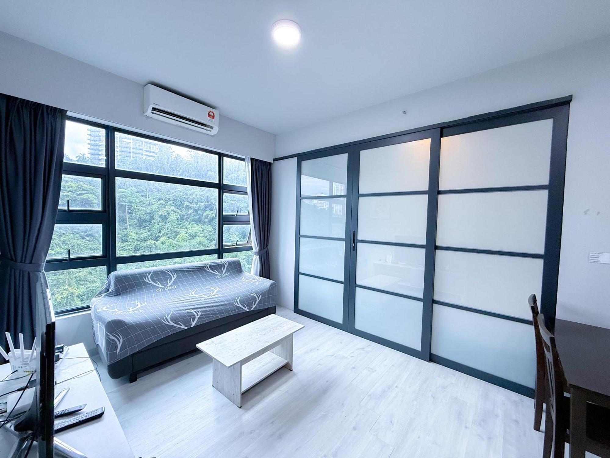 Vv Homestay Jesselton Quay Surla Sabah Mall Kk 亚庇贵赴行馆 كوتا كينابالو المظهر الخارجي الصورة