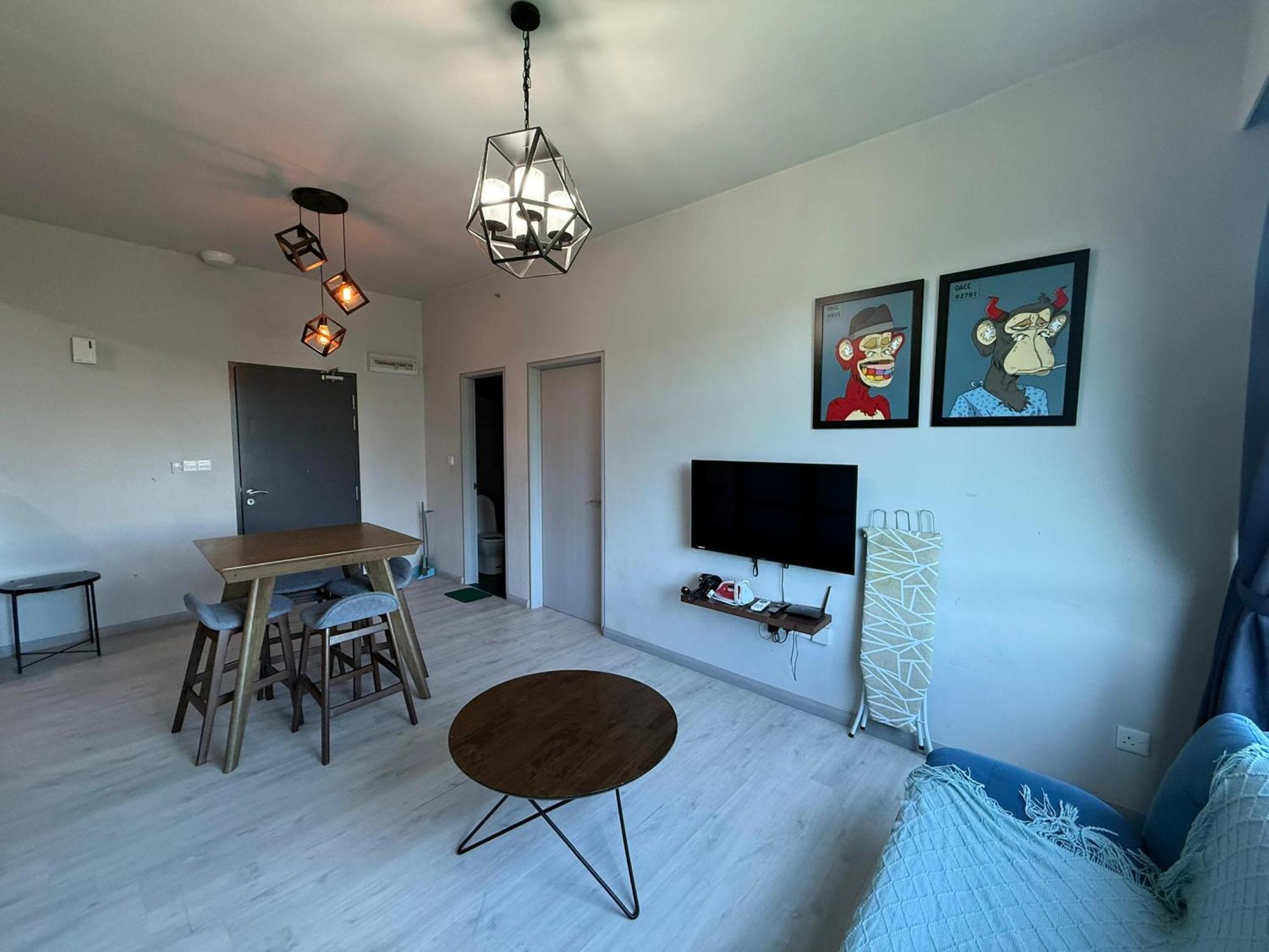 Vv Homestay Jesselton Quay Surla Sabah Mall Kk 亚庇贵赴行馆 كوتا كينابالو المظهر الخارجي الصورة
