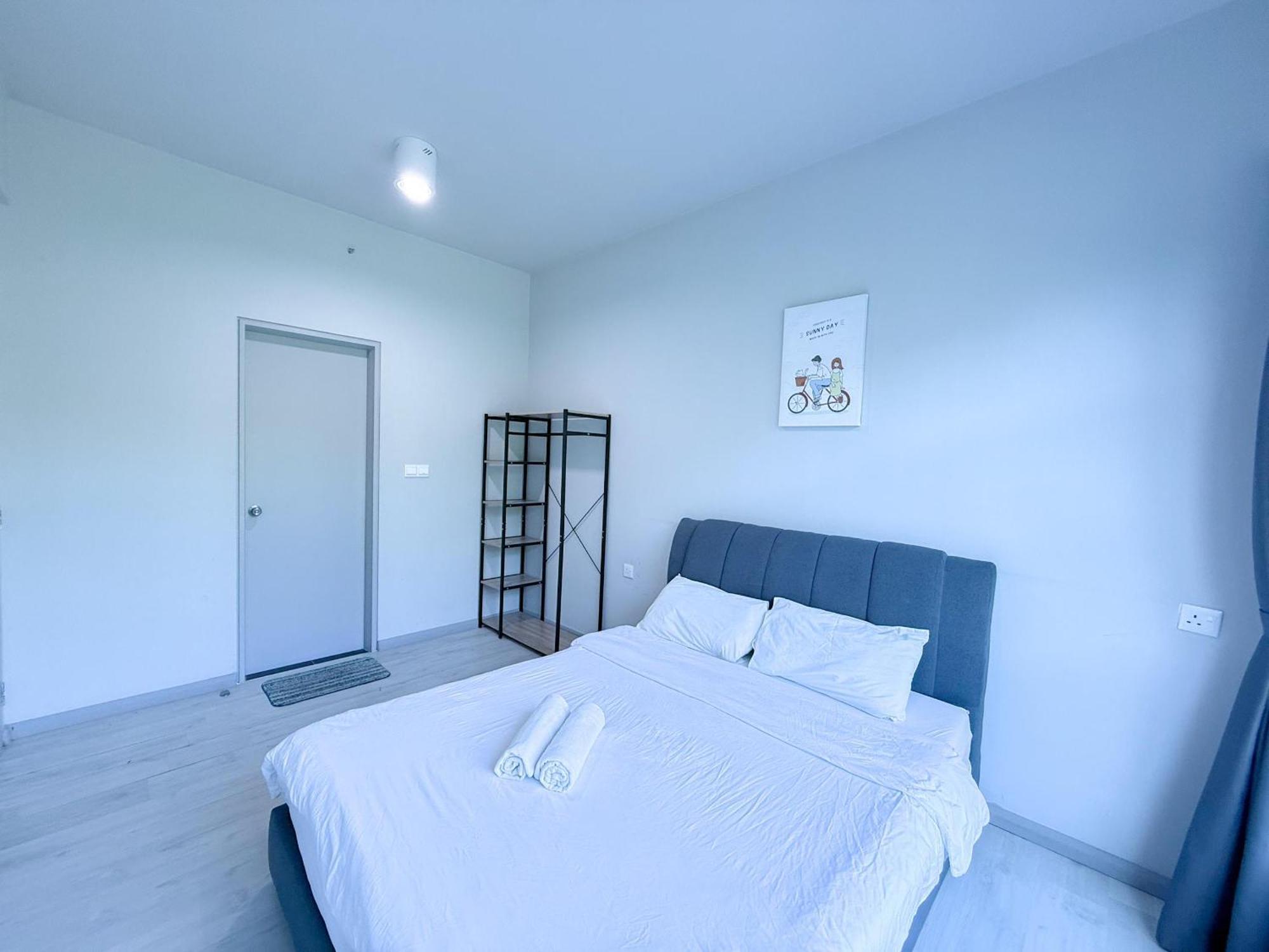 Vv Homestay Jesselton Quay Surla Sabah Mall Kk 亚庇贵赴行馆 كوتا كينابالو المظهر الخارجي الصورة